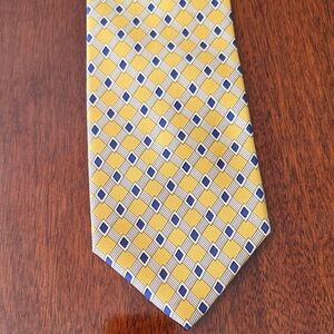 Hugo Boss Geometric Yellow and Blue Tie
